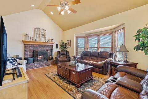 13301 Wellesley Cir, Plainfield, IL 60585 photo 7