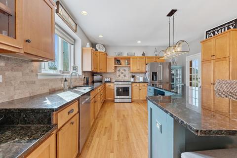 13301 Wellesley Cir, Plainfield, IL 60585 photo 2