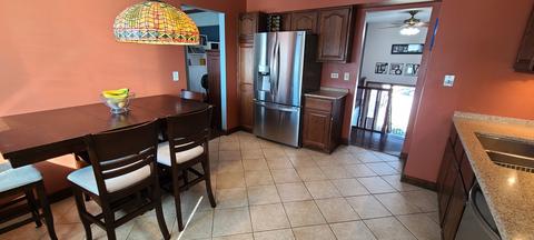 1101 Warwick Cir N, Hoffman Estates, IL 60169 photo 5