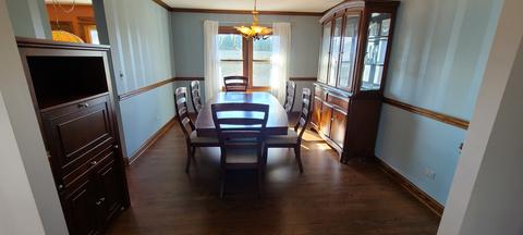 1101 Warwick Cir N, Hoffman Estates, IL 60169 photo 7