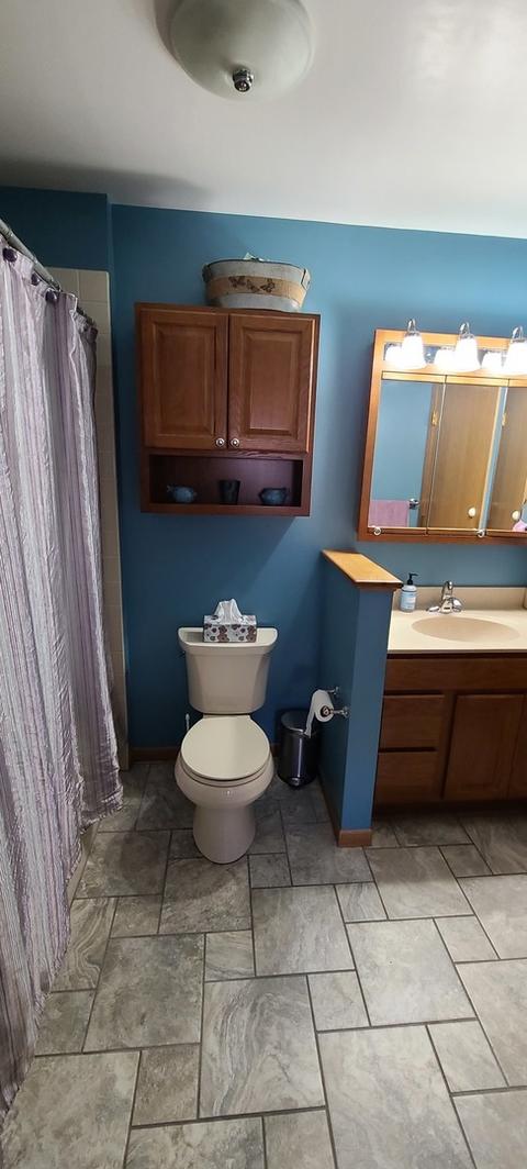 1101 Warwick Cir N, Hoffman Estates, IL 60169 photo 8