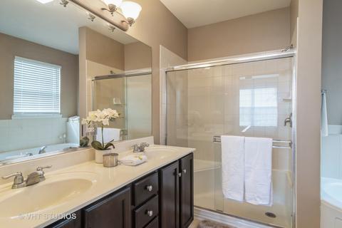1921 Potomac Ct, Wheeling, IL 60090 photo 10