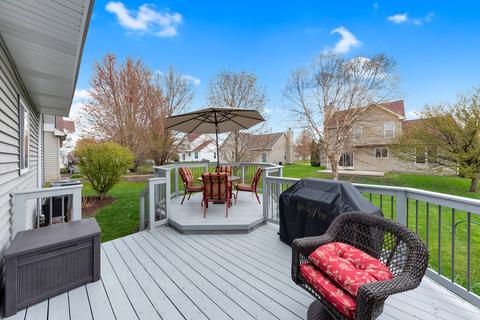 1040 Amaranth Dr, Aurora, IL 60504 photo 4