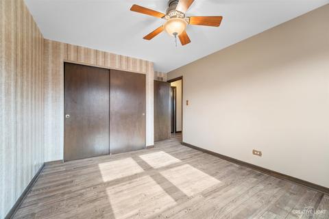 1408 Devonshire Dr, Joliet, IL 60435 photo 17