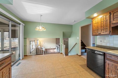1408 Devonshire Dr, Joliet, IL 60435 photo 10