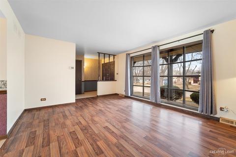 1408 Devonshire Dr, Joliet, IL 60435 photo 2