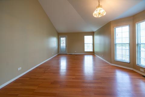 1052 Georgian Pl, Bartlett, IL 60103 photo 5