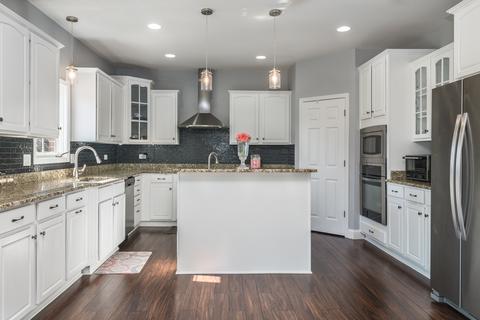 12217 Red Clover Ln, Plainfield, IL 60585 photo 2