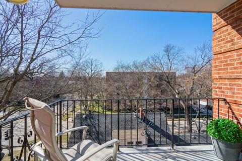 2425 Central St #5D, Evanston, IL 60201 photo 7