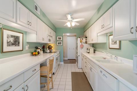 2425 Central St #5D, Evanston, IL 60201 photo 6