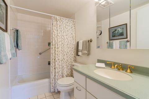 2425 Central St #5D, Evanston, IL 60201 photo 9