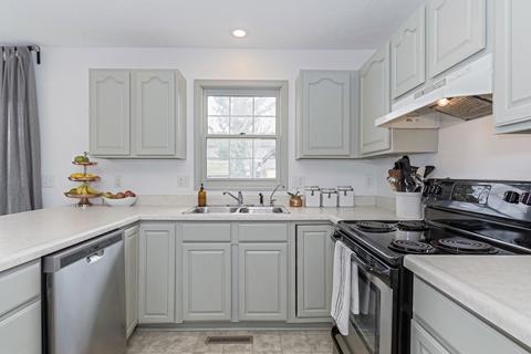 1015 Kings Mill Rd, Normal, IL 61761 photo 16