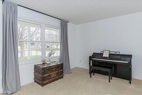 1015 Kings Mill Rd, Normal, IL 61761 photo 9
