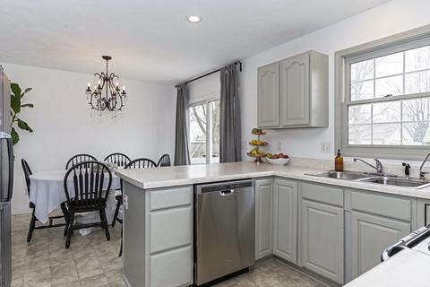 1015 Kings Mill Rd, Normal, IL 61761 photo 17
