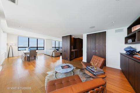 180 E Pearson St #6703, Chicago, IL 60611 photo 23