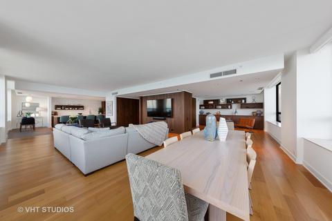 180 E Pearson St #6703, Chicago, IL 60611 photo 18