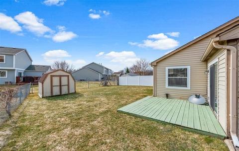349 Chaparral Cir, Elgin, IL 60120 photo 24