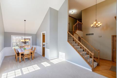 1169 Chesapeake Ct, Bartlett, IL 60103 photo 2