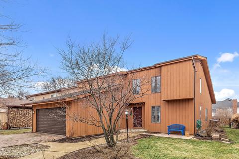 5719 Silent Brook Ln, Rolling Meadows, IL 60008 photo 1