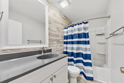 5719 Silent Brook Ln, Rolling Meadows, IL 60008 photo 20