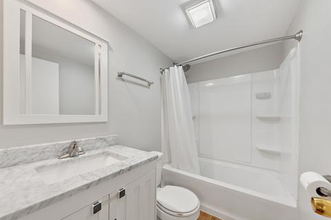 5719 Silent Brook Ln, Rolling Meadows, IL 60008 photo 13