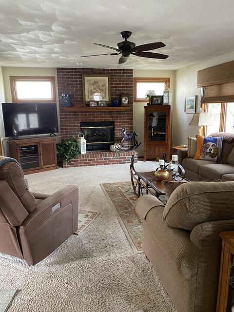 751 Barley Ridge Trl, Freeport, IL 61032 photo 5