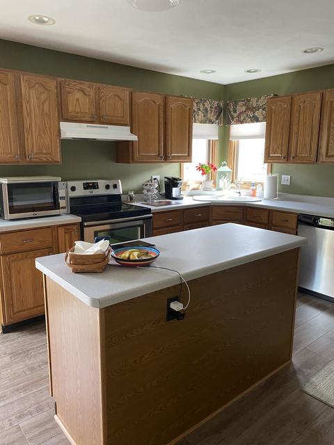 751 Barley Ridge Trl, Freeport, IL 61032 photo 3