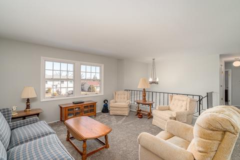 1405 Rosedale Ln, Hoffman Estates, IL 60169 photo 7