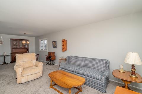 1405 Rosedale Ln, Hoffman Estates, IL 60169 photo 10