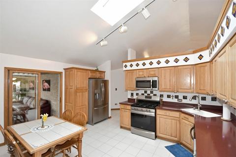 10635 Oconnell Ave, Mokena, IL 60448 photo 8