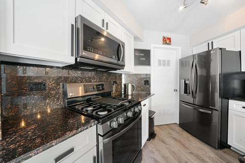 603 Sutton Ct, Wheeling, IL 60090 photo 5