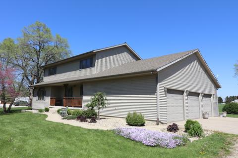 7784 Buttercup Rd, Weldon, IL 61882 photo 2