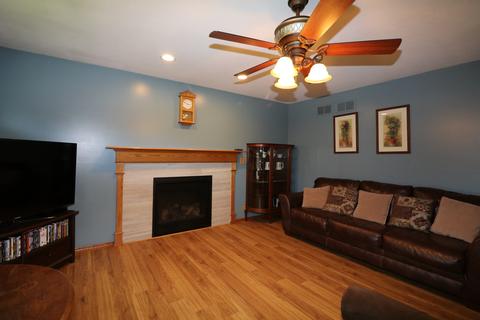 7784 Buttercup Rd, Weldon, IL 61882 photo 4