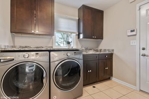 539 E Armitage Ave, Addison, IL 60101 photo 20