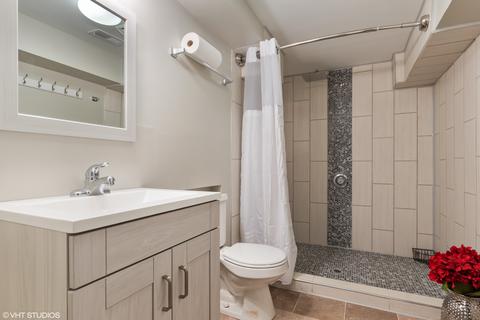 539 E Armitage Ave, Addison, IL 60101 photo 18
