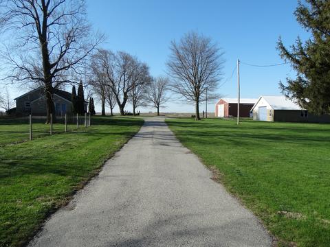 24949 E 1900 North Rd, Towanda, IL 61776 photo 2