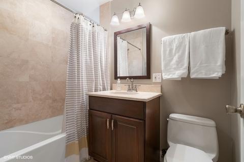 3753 W Byron St #2, Chicago, IL 60618 photo 15