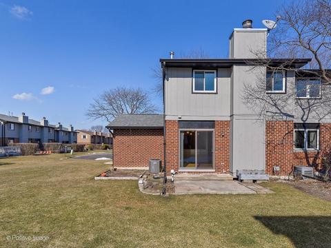 1230 Folkstone Ct, Wheaton, IL 60189 photo 13