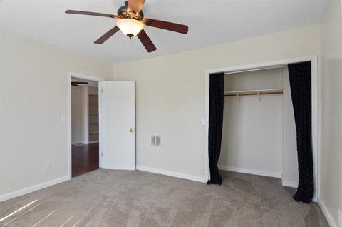 305 E Franklin St, Paxton, IL 60957 photo 15
