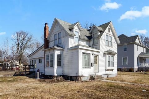 305 E Franklin St, Paxton, IL 60957 photo 1
