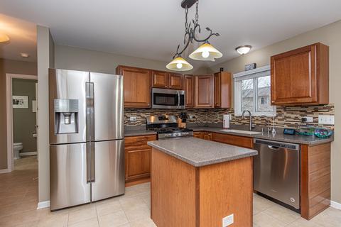 14337 Capital Dr, Plainfield, IL 60544 photo 12