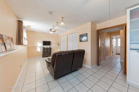 1310 Campbell Ln, Hoffman Estates, IL 60169 photo 13