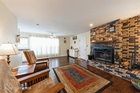 1310 Campbell Ln, Hoffman Estates, IL 60169 photo 7