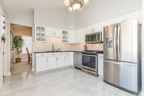 1915 E Pawnee Ln, Mount Prospect, IL 60056 photo 7