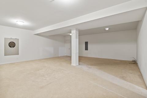 5840 Leeds Rd, Hoffman Estates, IL 60192 photo 23