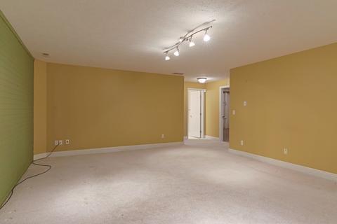 7 Milton Ln, Bloomington, IL 61704 photo 41