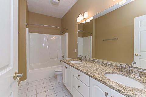 7 Milton Ln, Bloomington, IL 61704 photo 39