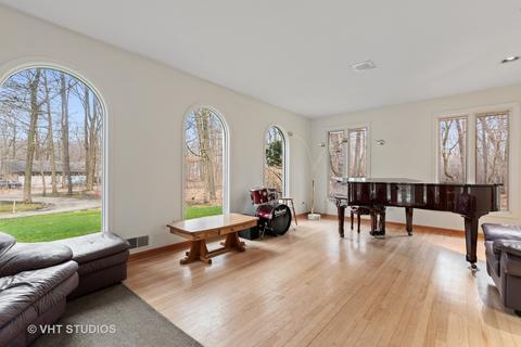 3155 Deerfield Rd, Riverwoods, IL 60015 photo 5