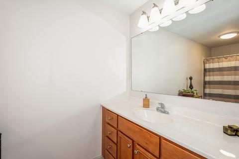 1222 Exeter Ct, Wheaton, IL 60189 photo 8