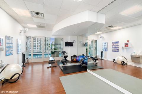 100 E Huron St #1201, Chicago, IL 60611 photo 17